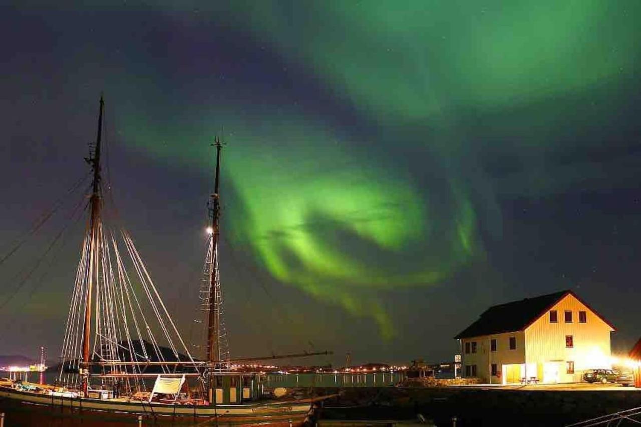 Vikaneset Havhotell Kristiansund Exteriör bild