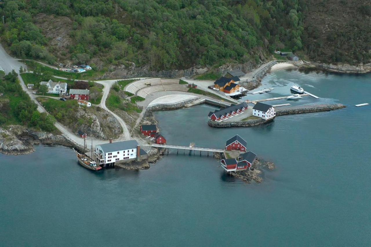 Vikaneset Havhotell Kristiansund Exteriör bild
